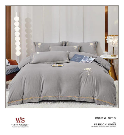 4 Pieces Velvet  King Size Complete Bedding Set Duvet Cover Fitted Sheet & Pillow Cases