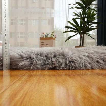 Real Genuine Sheepskin Rug Natural Sheepskin Throw Real Full Sheepskin Rugs Fluffy Fur Rug Authentic Sheepskin Seat Covers For Chairs Sheepskin Seat Pads Cushion White (70X100cm)(Double: 210x80cm)