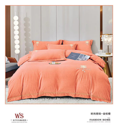 4 Pieces Velvet  King Size Complete Bedding Set Duvet Cover Fitted Sheet & Pillow Cases