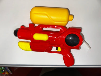 Water Guns for Summer, Long Range Pump Toys, Colourful Plastic, Water Super Gun, Easy to Use, Sturdy and Durable, Lightweight and Portable, Assorted Colour ,water pump gun for kids  -2823-31B+31A
